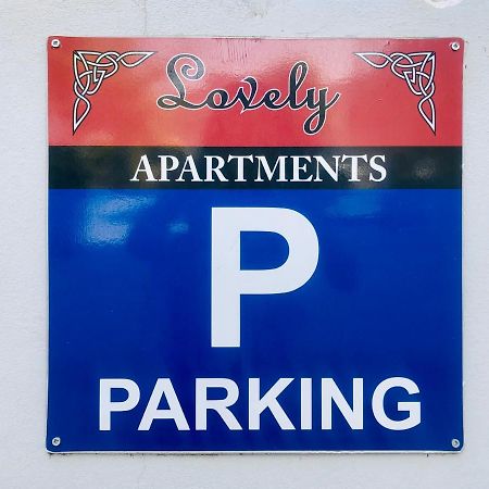 Lovely Apartments D Патра Екстериор снимка