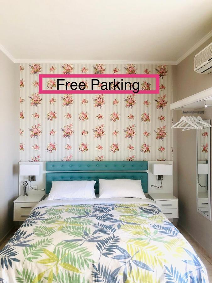 Lovely Apartments D Патра Екстериор снимка